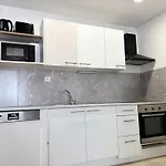 Bliss Terrace , 250 M From The Waves *