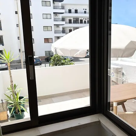 Bliss Terrace , 250 M From The Waves Appartement *