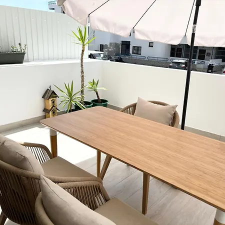 Bliss Terrace , 250 M From The Waves *