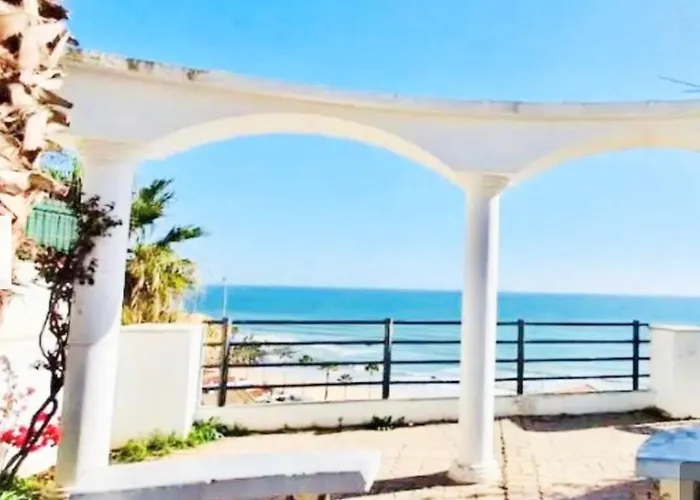 Bliss Terrace , 250 M From The Waves Apartment *